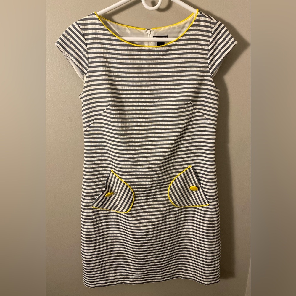 New Directions gray and white striped dress excellent condition size 8